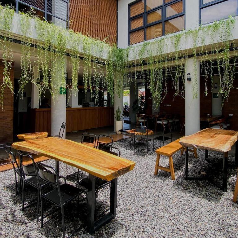 Smedi Coliving Hotel Yogyakarta Exterior photo